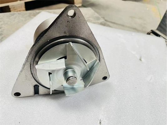 4945053 Excavator Parts Water Pump For Cummins