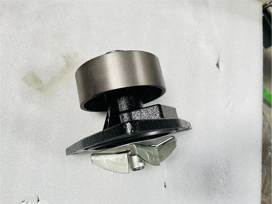 4945053 Excavator Parts Water Pump For Cummins