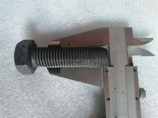 S017-200706 Excavator Spare Part BOLT for HYUNDAI R220-9 Engine